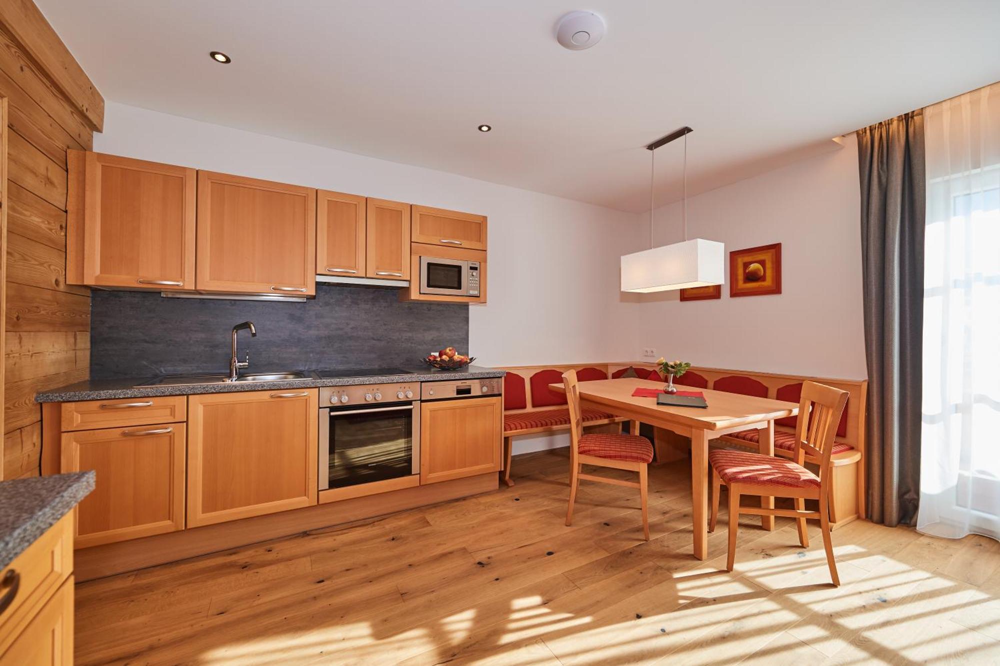 Rainerhof Aparthotel Flachau Phòng bức ảnh