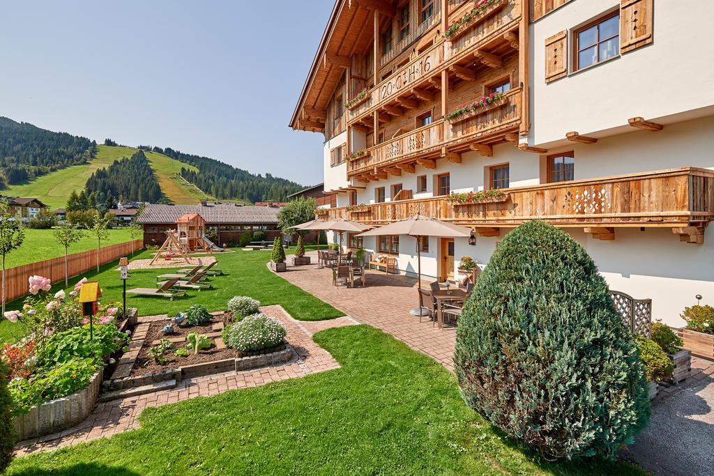 Rainerhof Aparthotel Flachau Ngoại thất bức ảnh